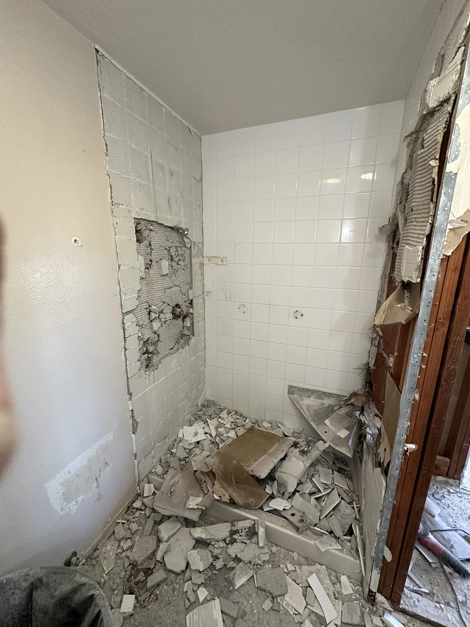 KBK Enterprises Bathroom Shower Before